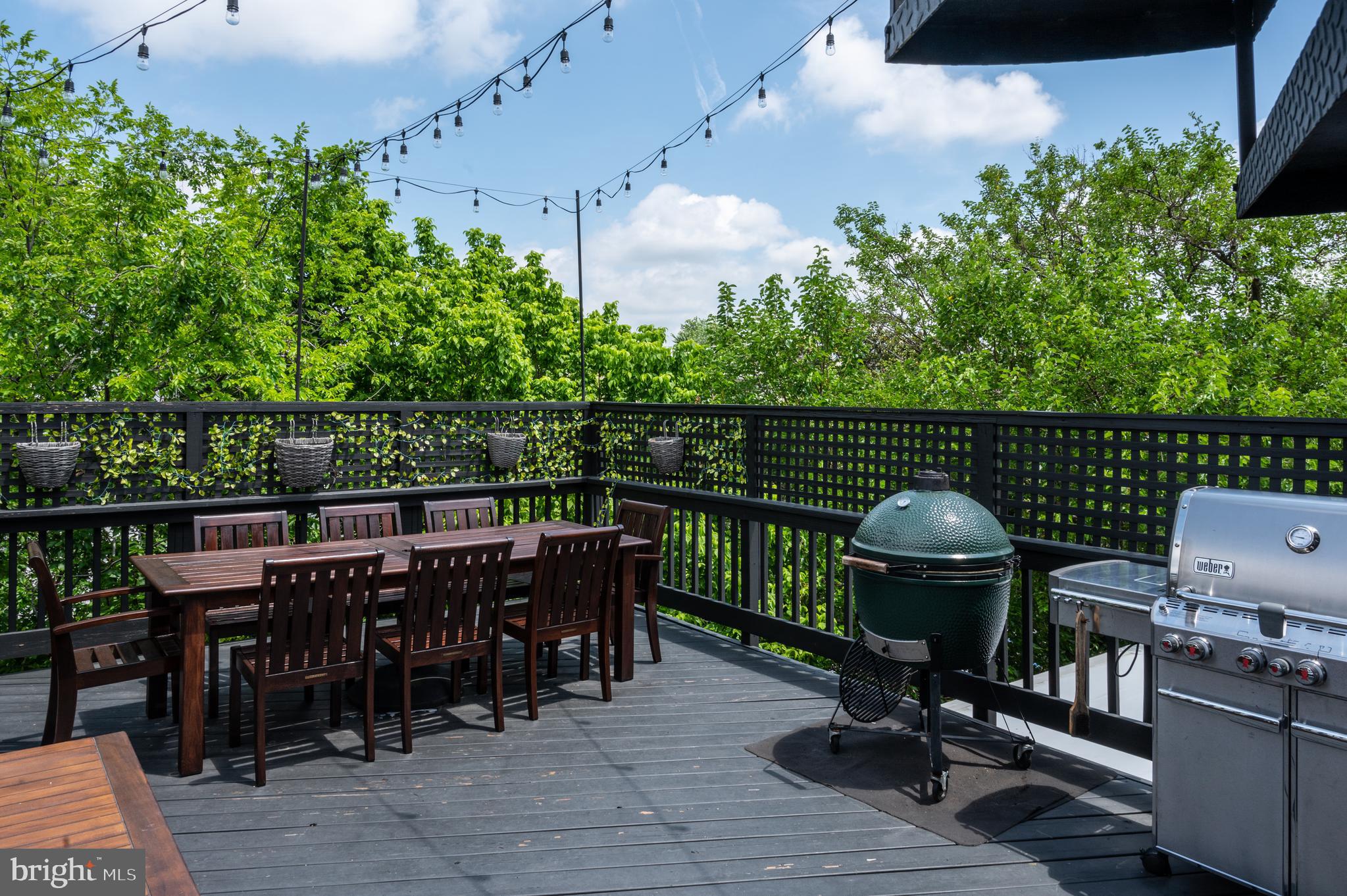 933 WESTMINSTER STREET NW