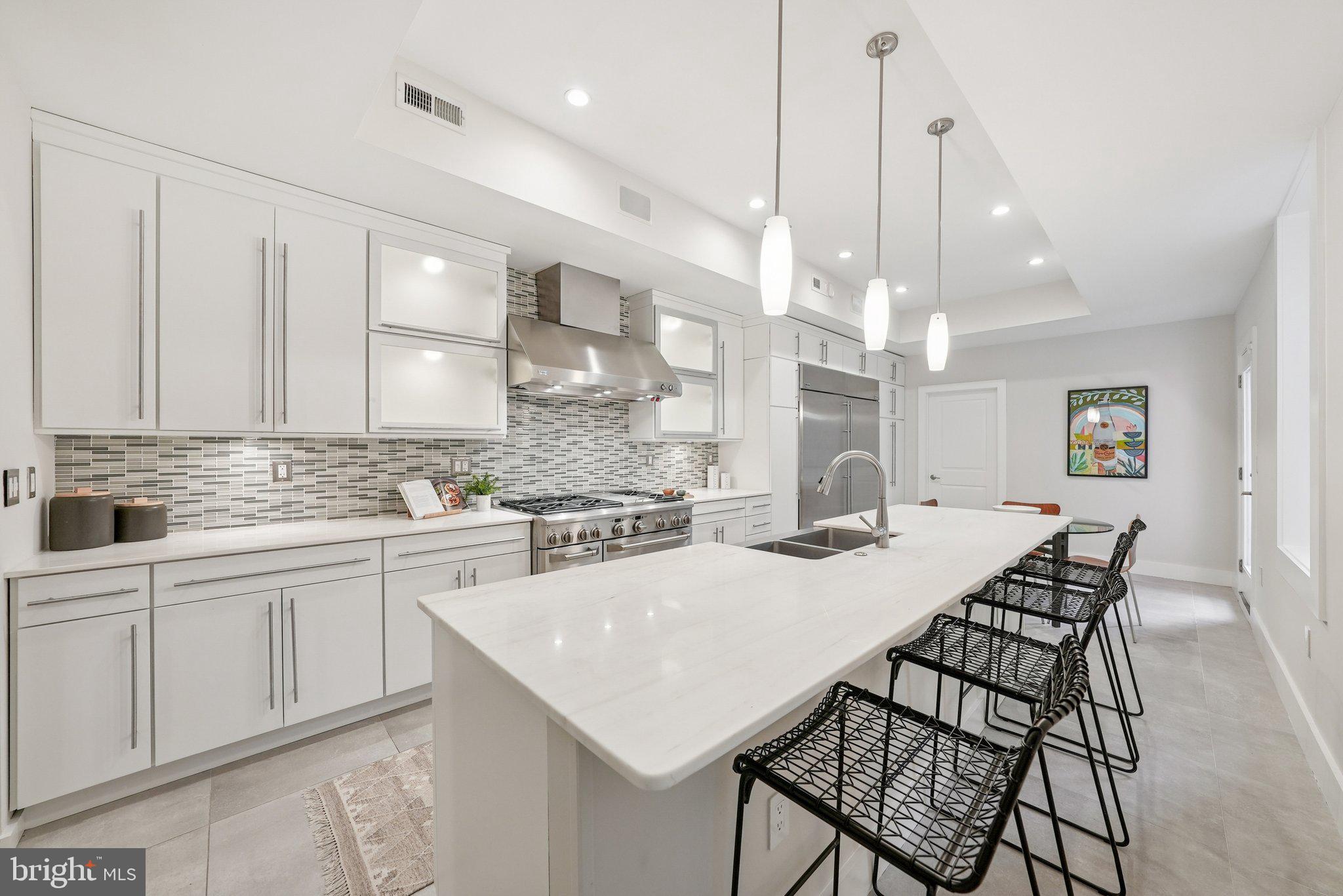 933 WESTMINSTER STREET NW