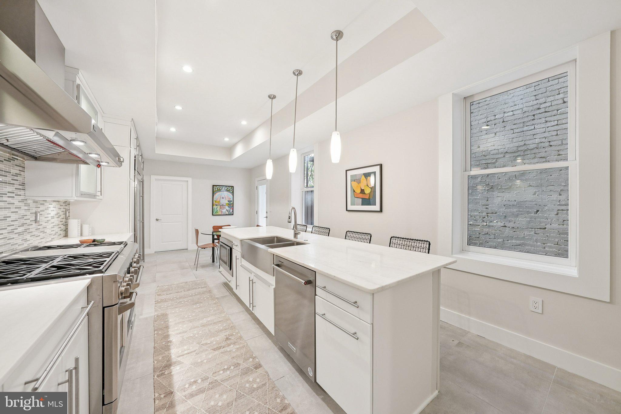 933 WESTMINSTER STREET NW