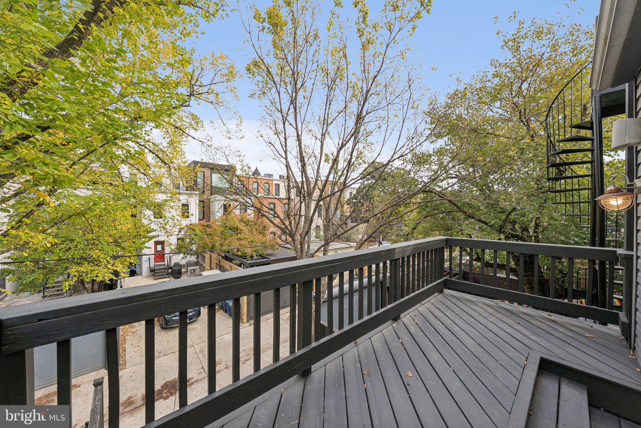 933 WESTMINSTER STREET NW