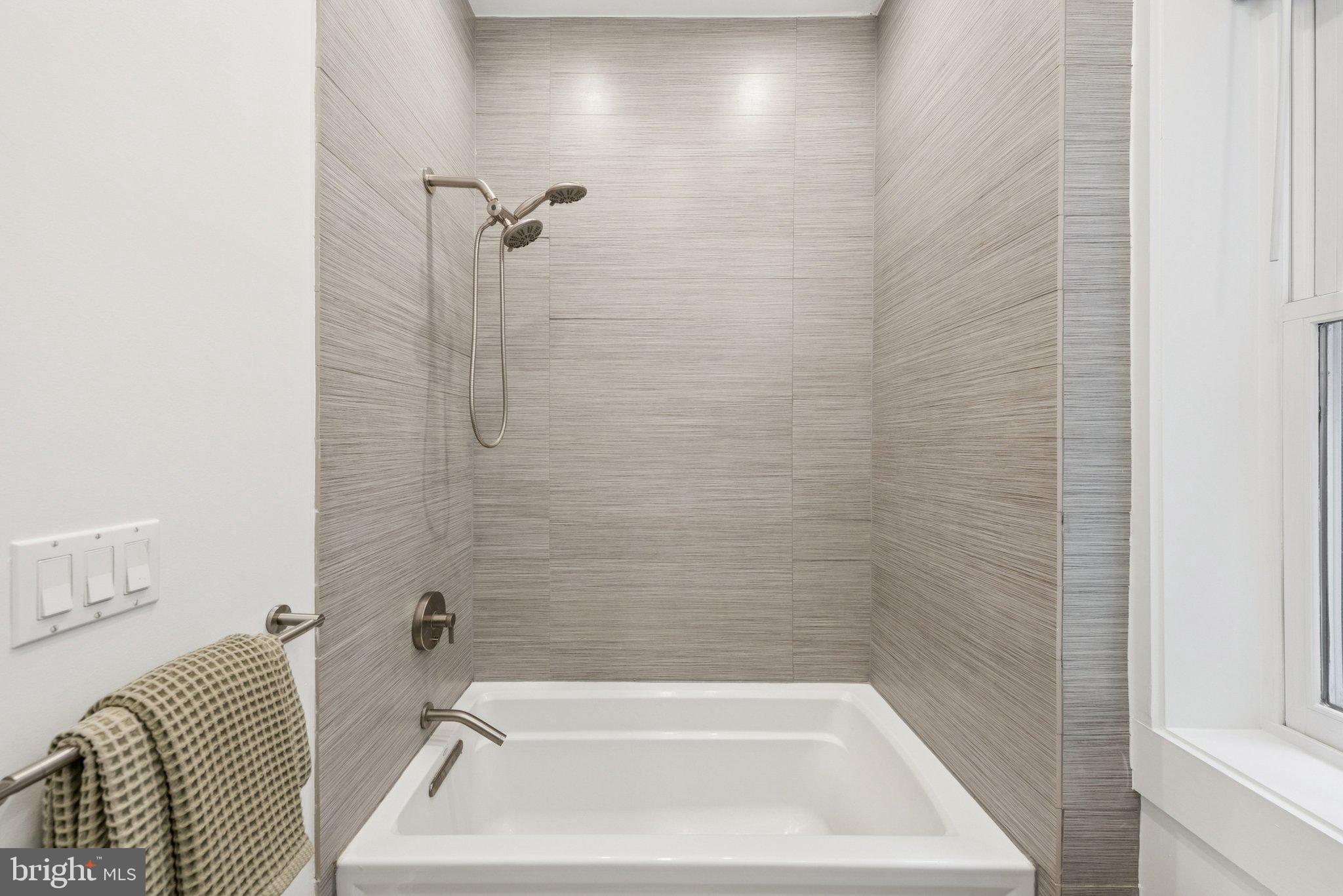 933 WESTMINSTER STREET NW