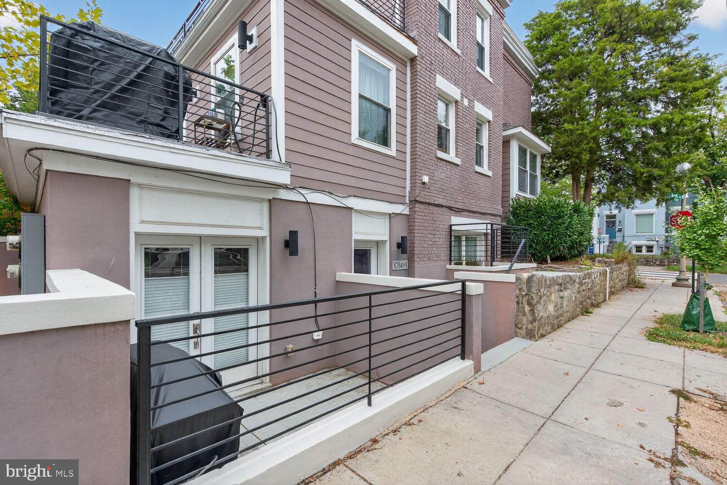 1014 10TH STREET NE 1