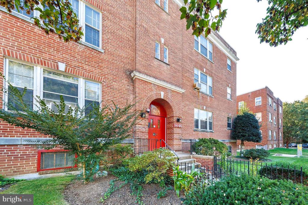 1446 TUCKERMAN ST NW #A6