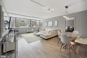 1325 18TH STREET NW 703