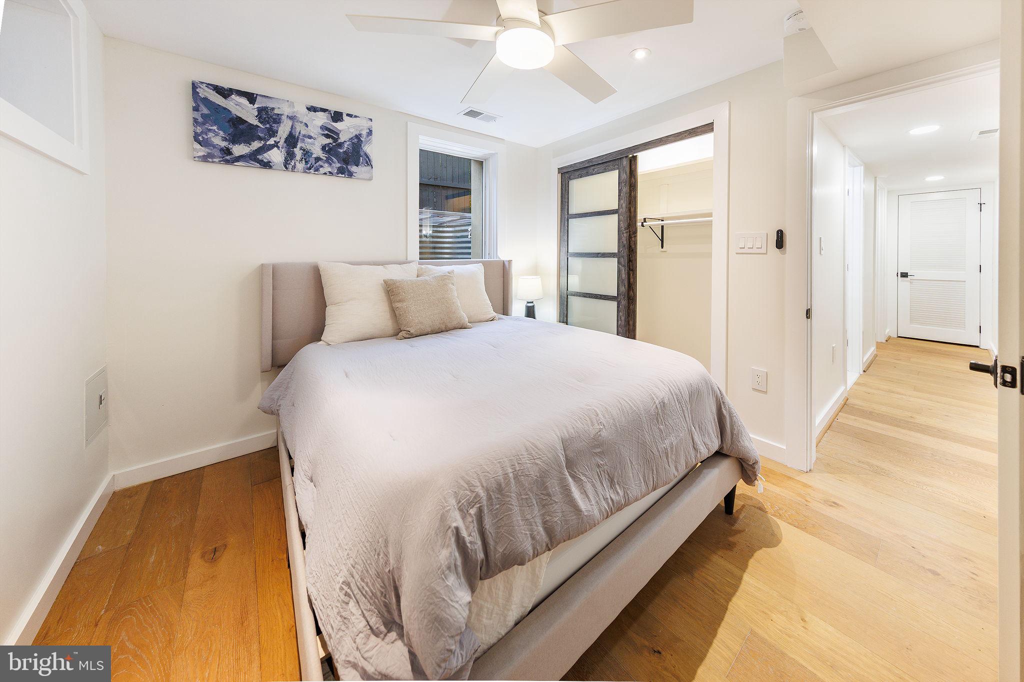 2806 FRANKLIN STREET NE