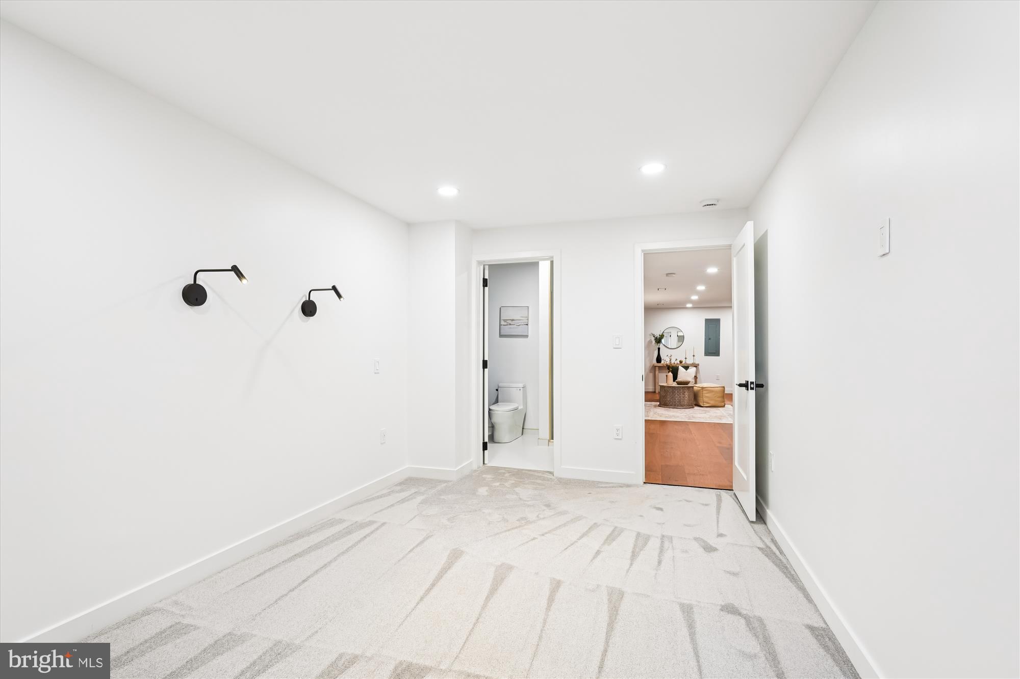 951 SHEPHERD STREET NW