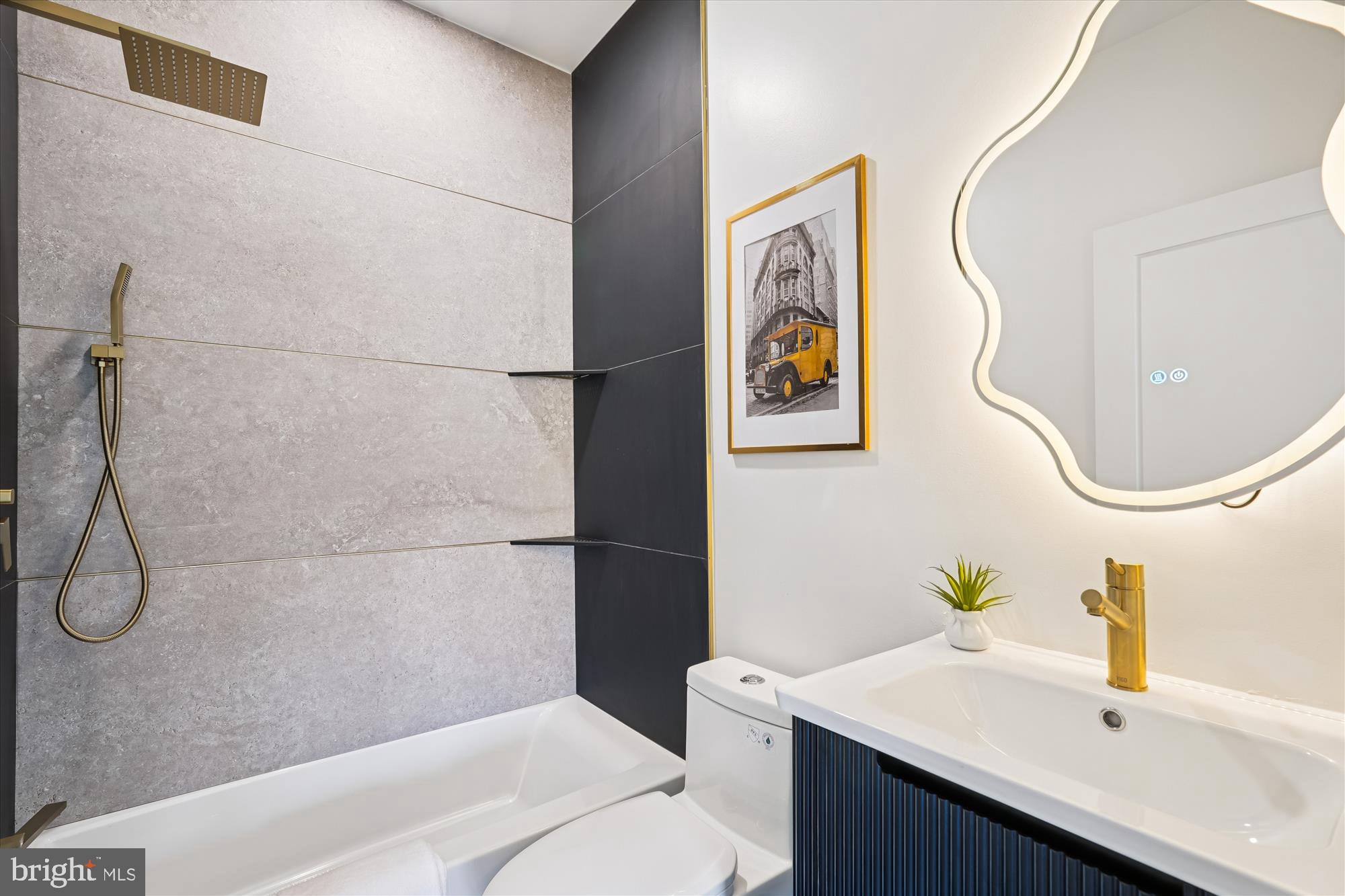 951 SHEPHERD STREET NW