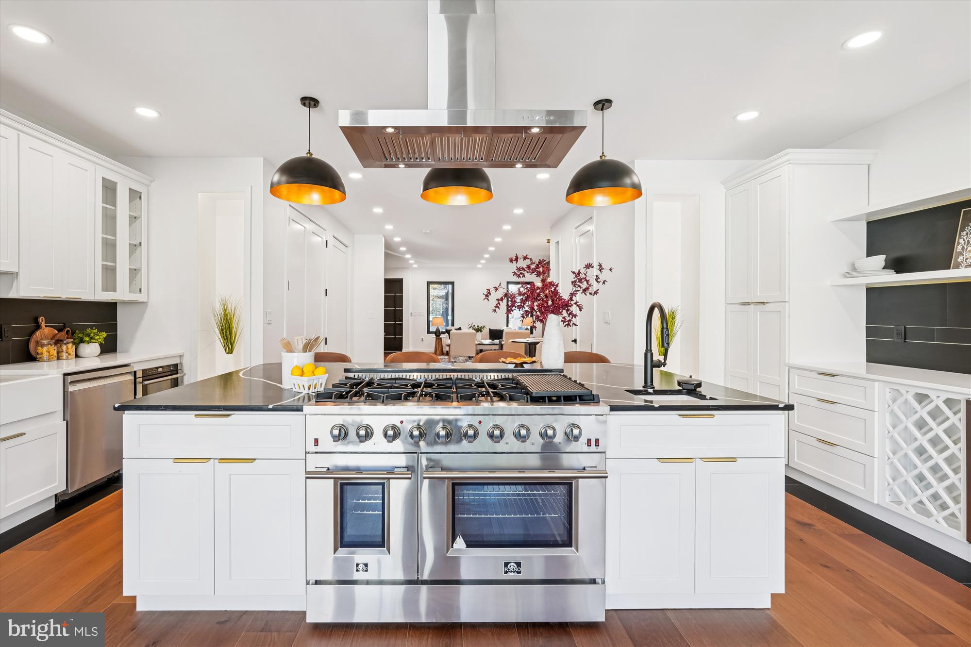 951 SHEPHERD STREET NW