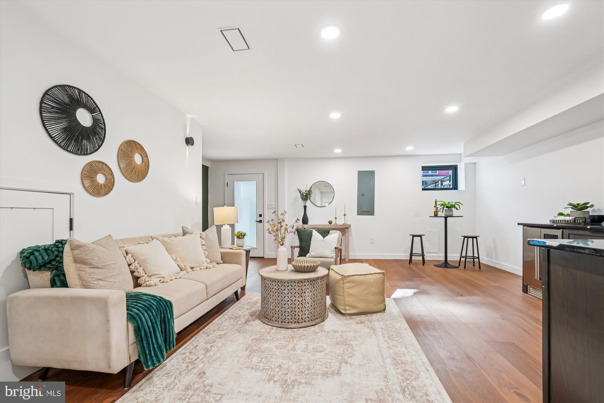 951 SHEPHERD STREET NW