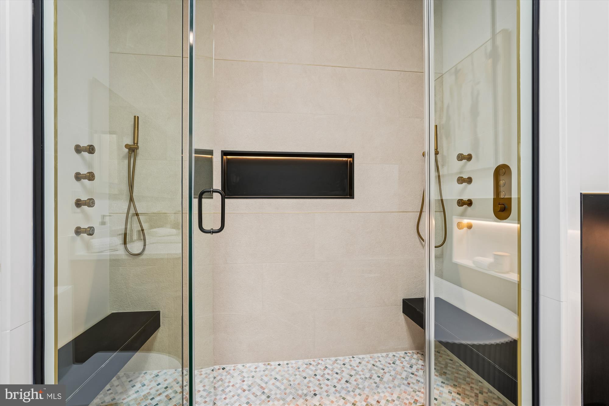 951 SHEPHERD STREET NW