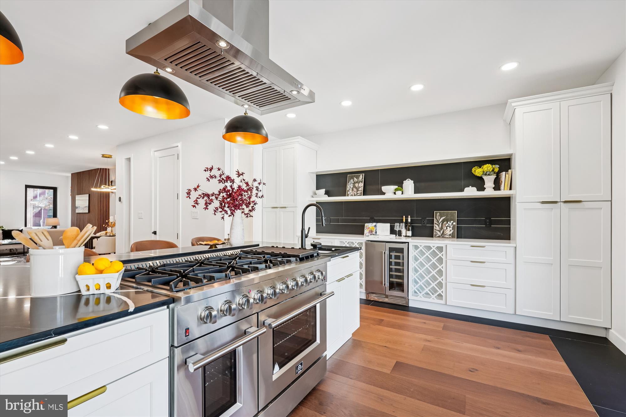 951 SHEPHERD STREET NW