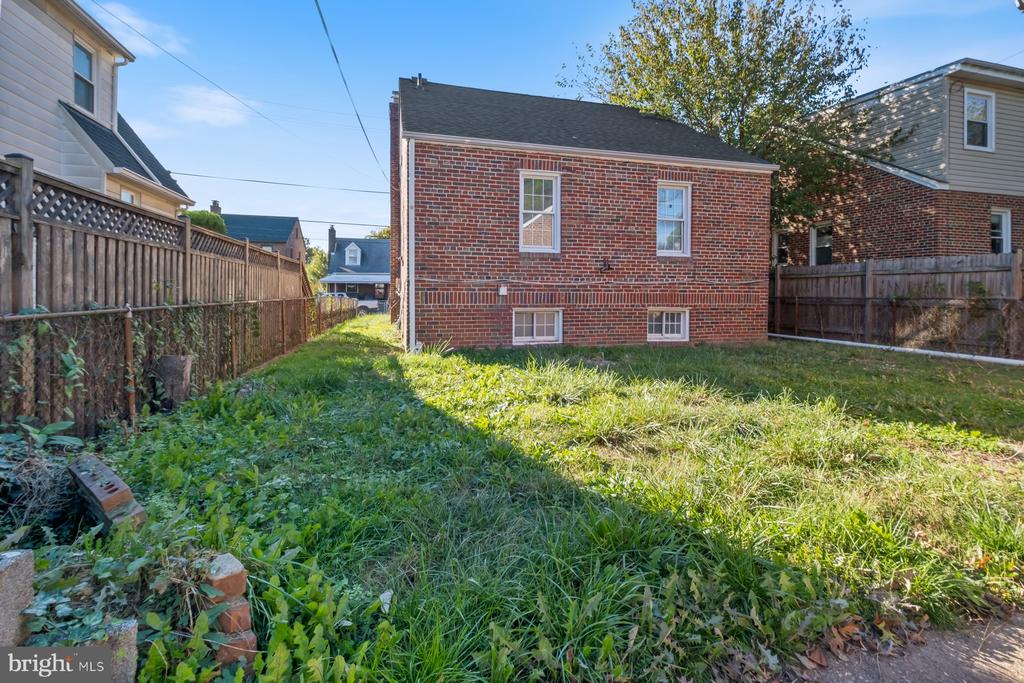 5511 BLAIR ROAD NE