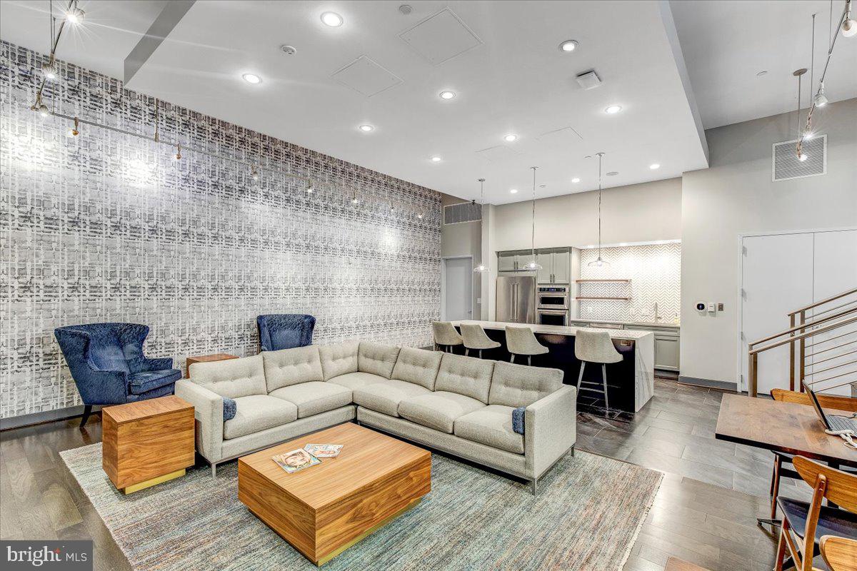 1025 1ST STREET SE 614