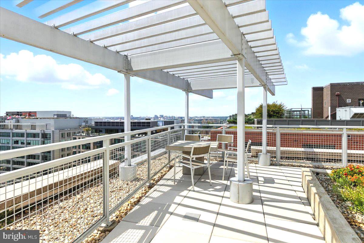 1025 1ST STREET SE 614