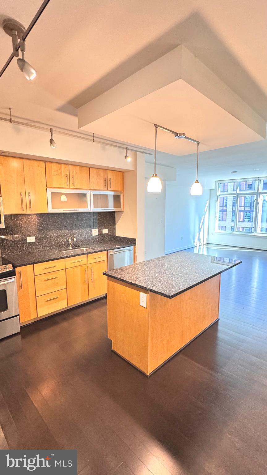 1025 1ST STREET SE 614