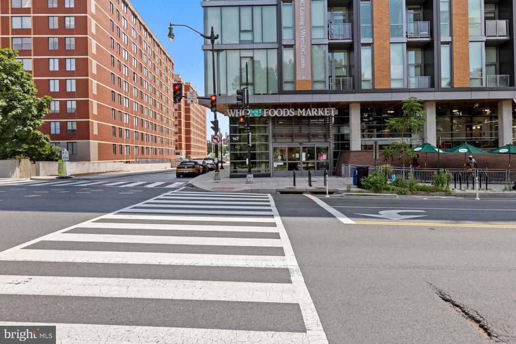 2001 16TH STREET NW 404