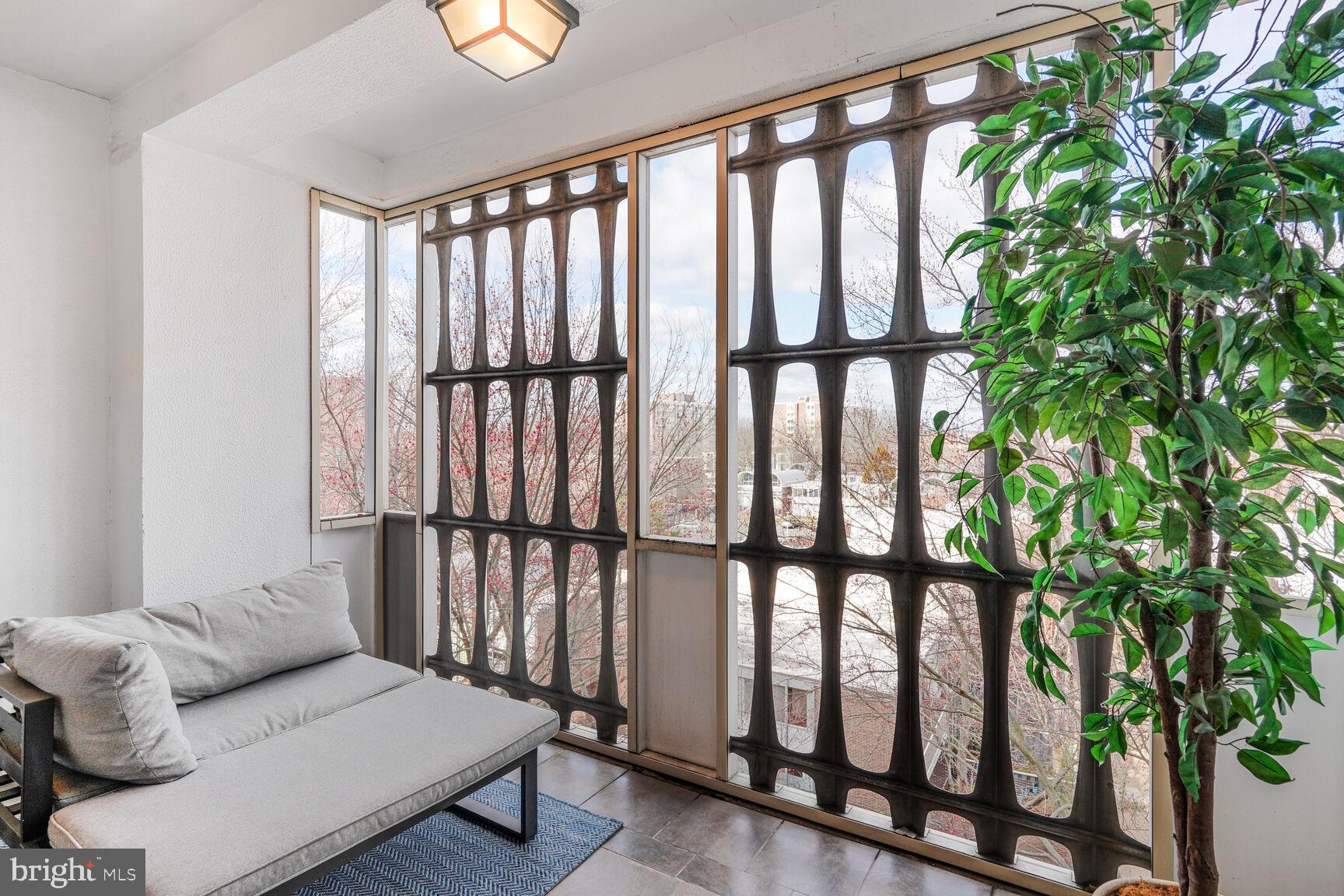 1311 DELWARE AVENUE SW S548