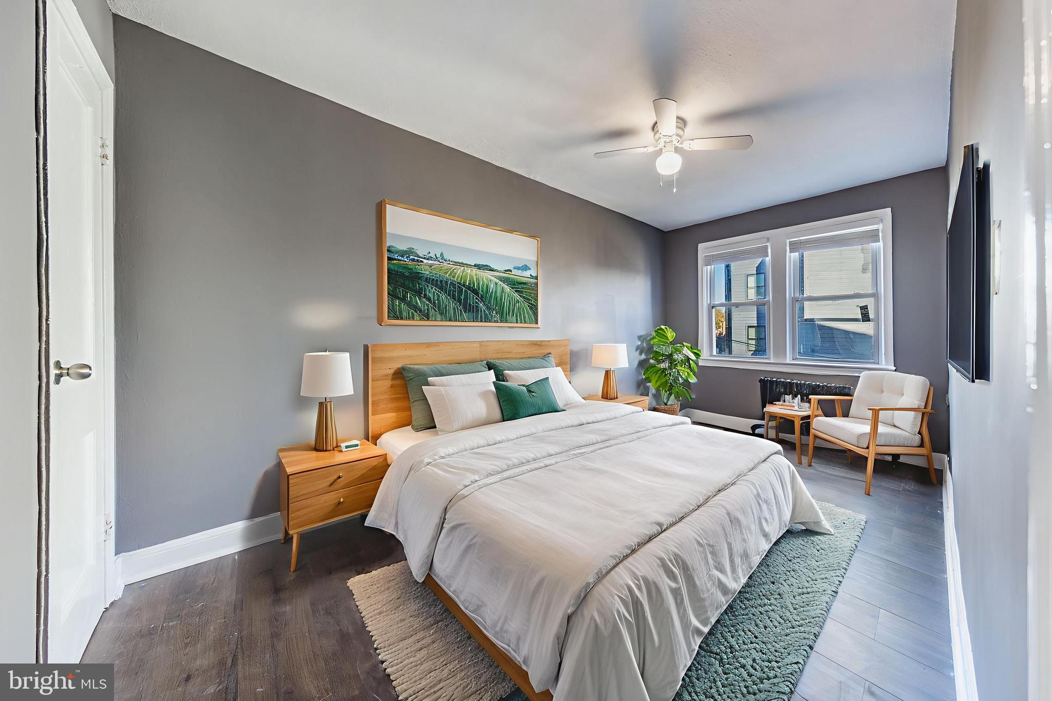 905 19TH STREET NE 2