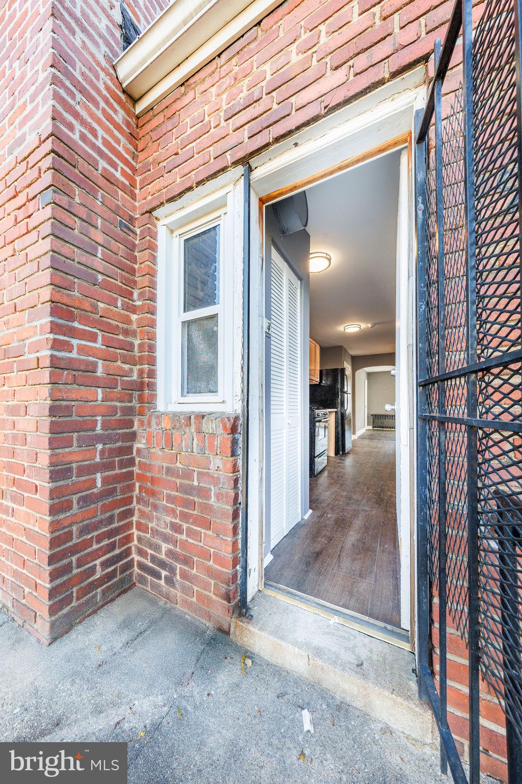 905 19TH STREET NE 2