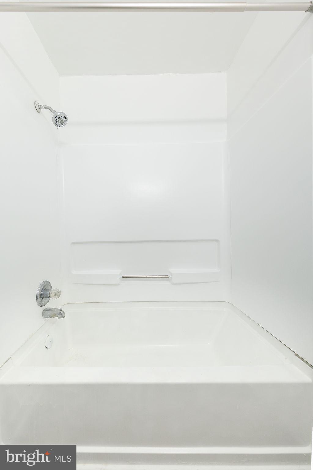 905 19TH STREET NE 2