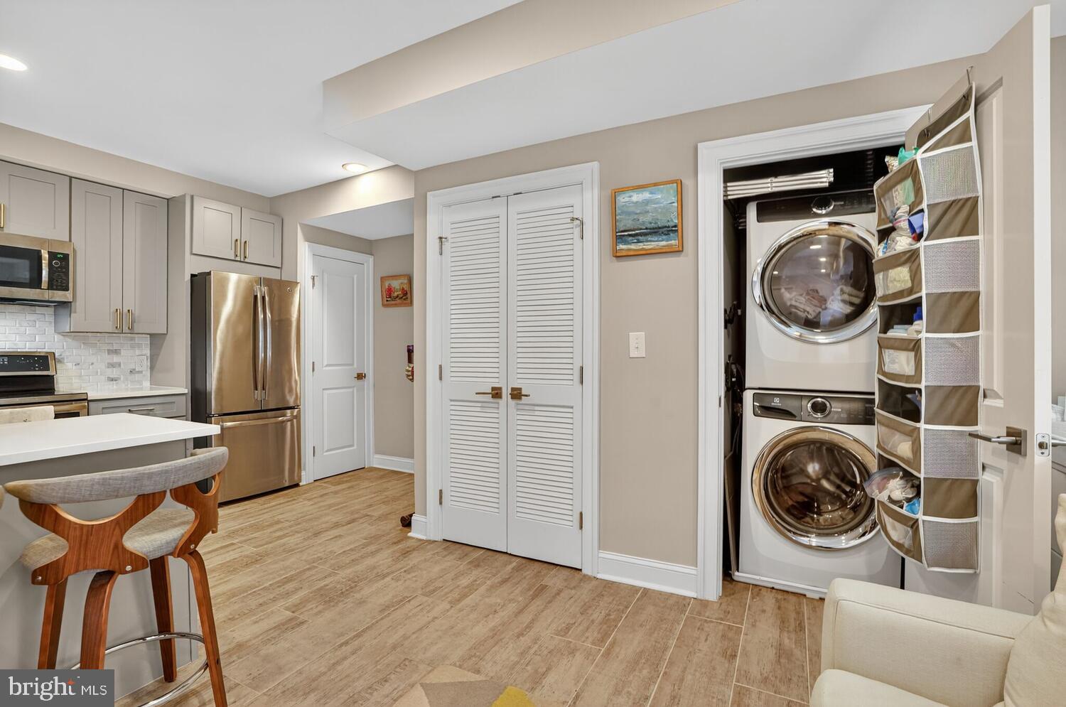 1014 10TH STREET NE 1