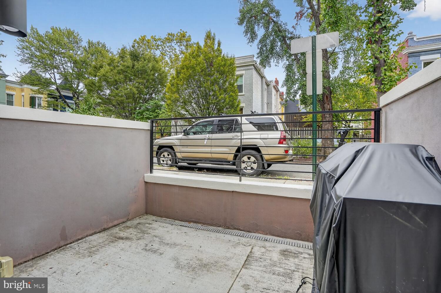 1014 10TH STREET NE 1