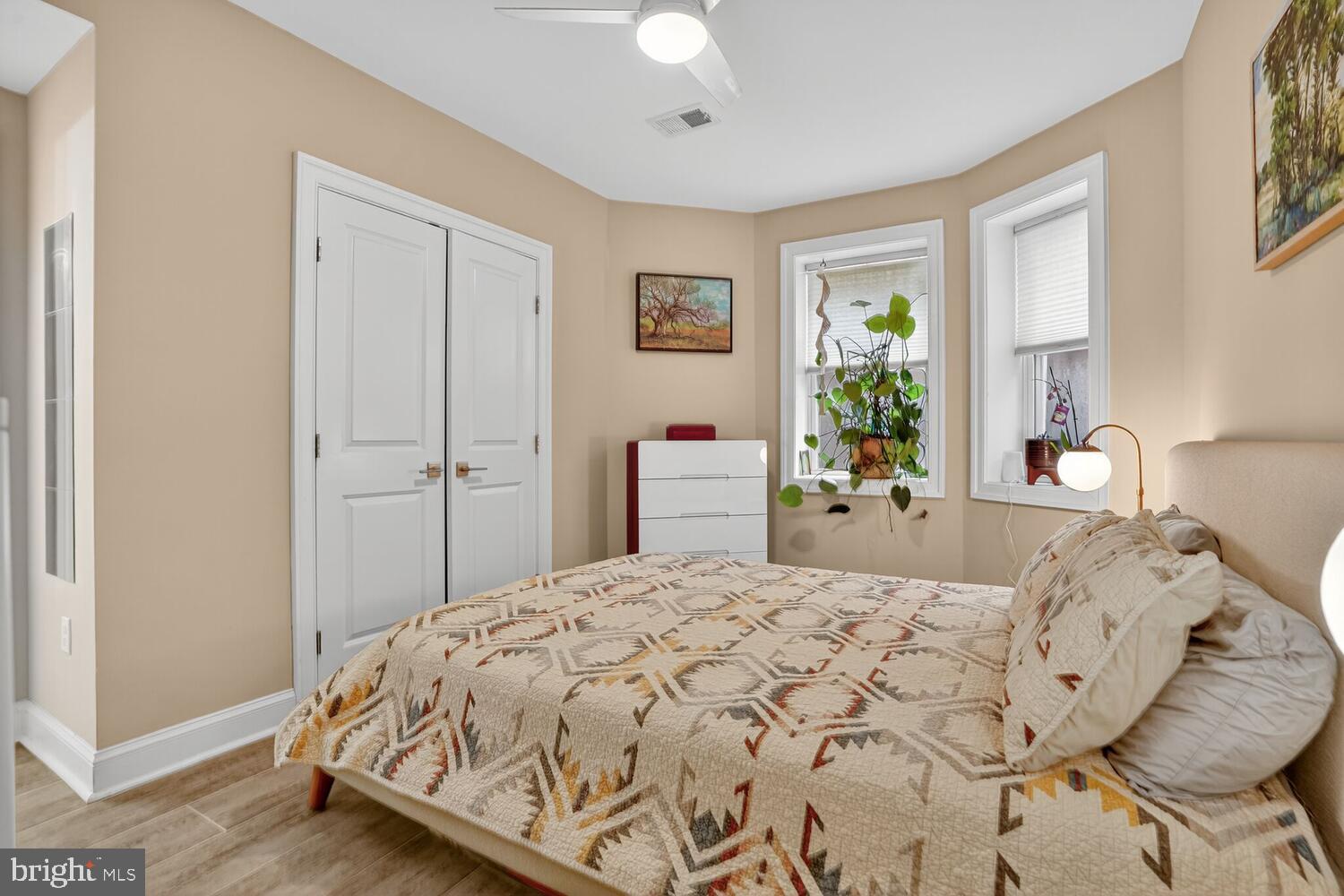 1014 10TH STREET NE 1