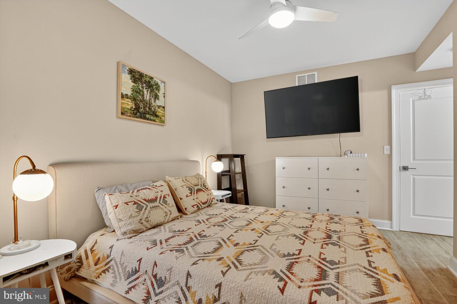 1014 10TH STREET NE 1