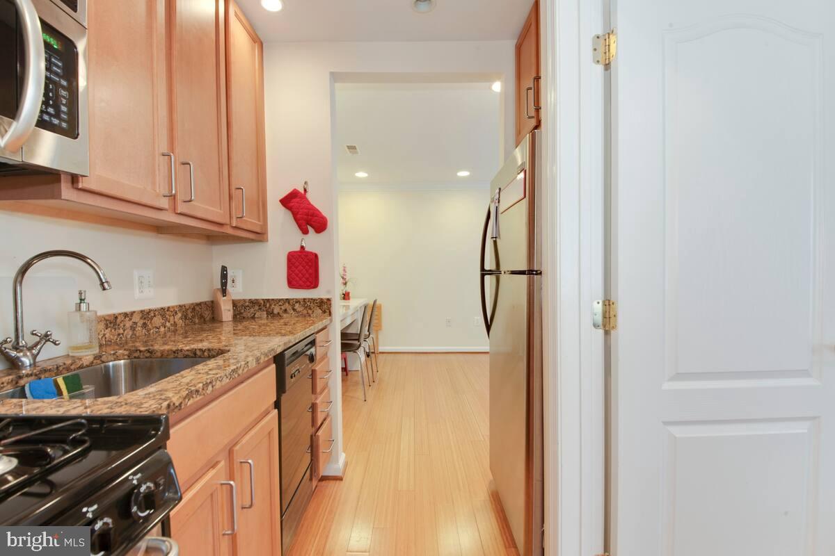 94 WEBSTER STREET NE 1