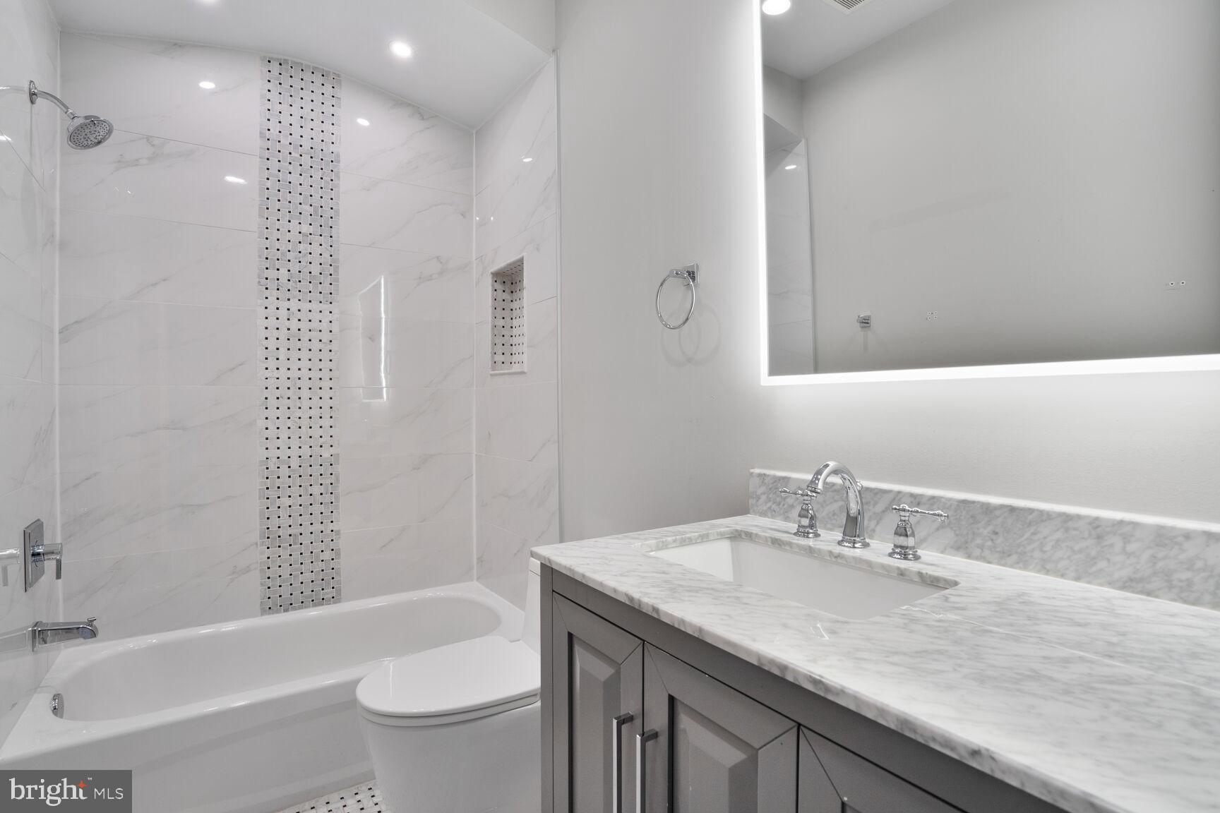 4523 GEORGIA AVENUE NW 2