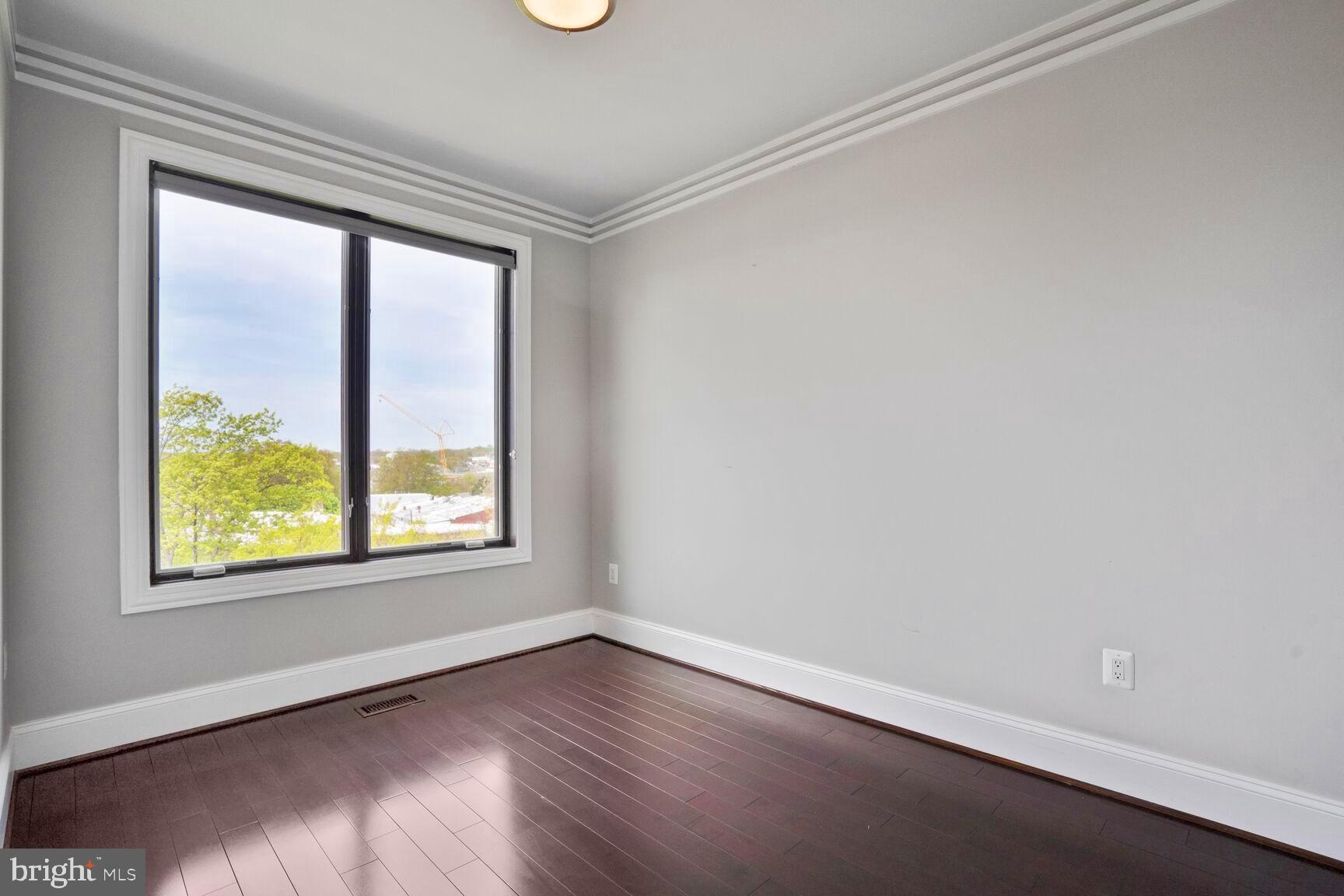 4523 GEORGIA AVENUE NW 2