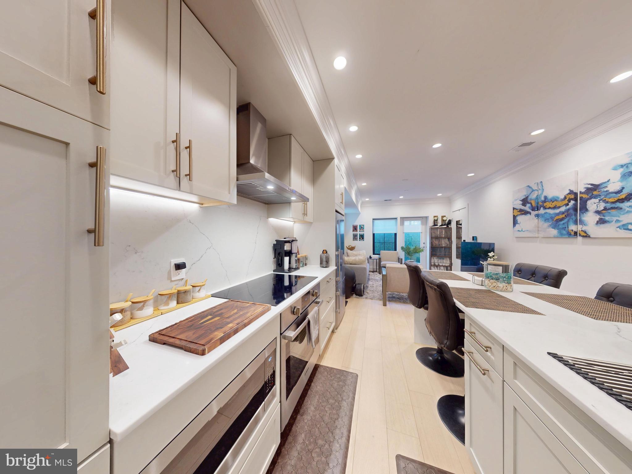 2642 39TH STREET NW 2