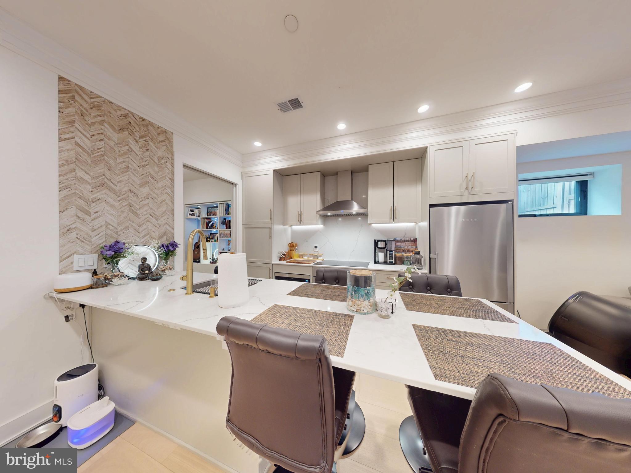 2642 39TH STREET NW 2