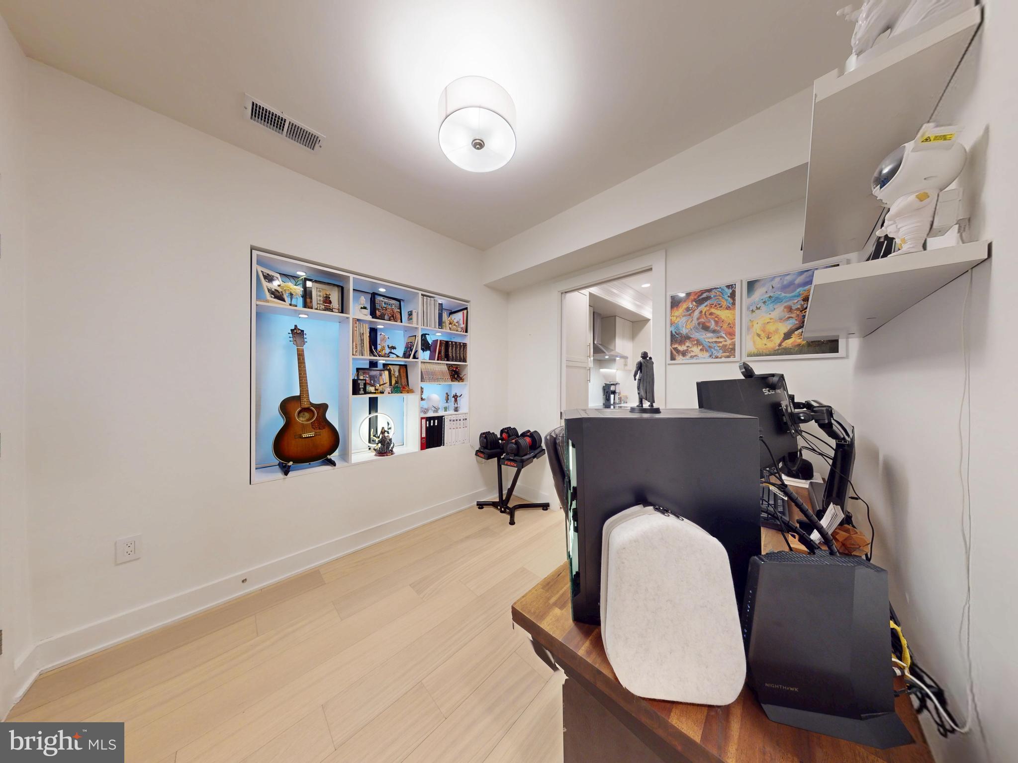 2642 39TH STREET NW 2