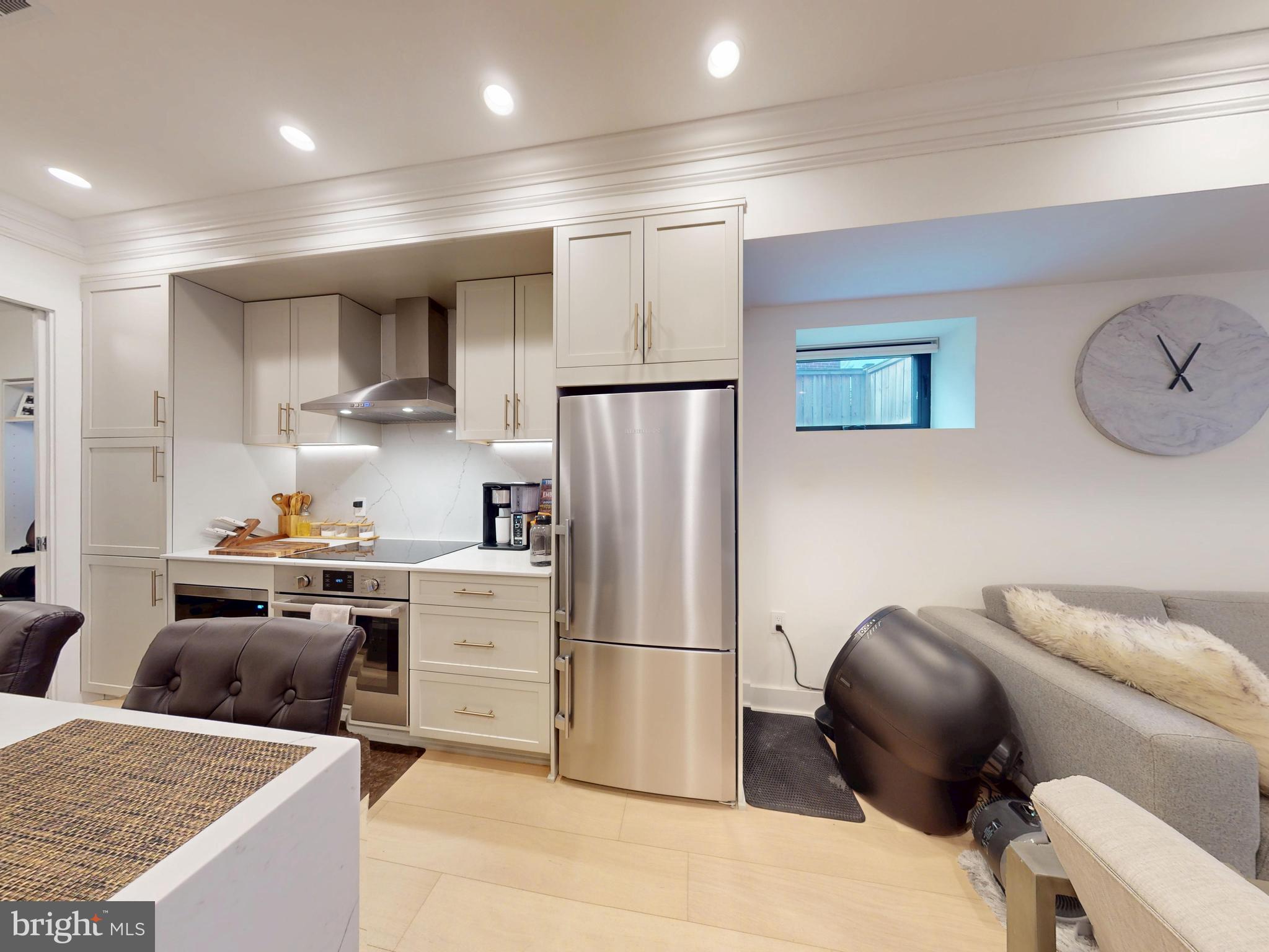 2642 39TH STREET NW 2