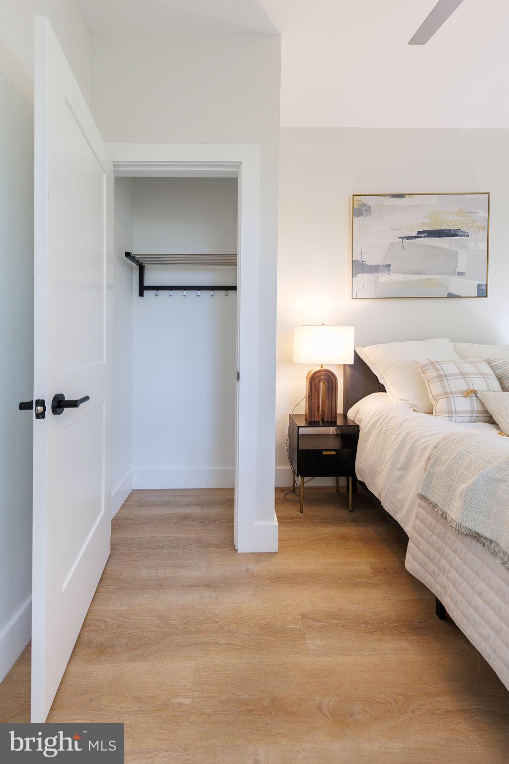 2806 FRANKLIN STREET NE