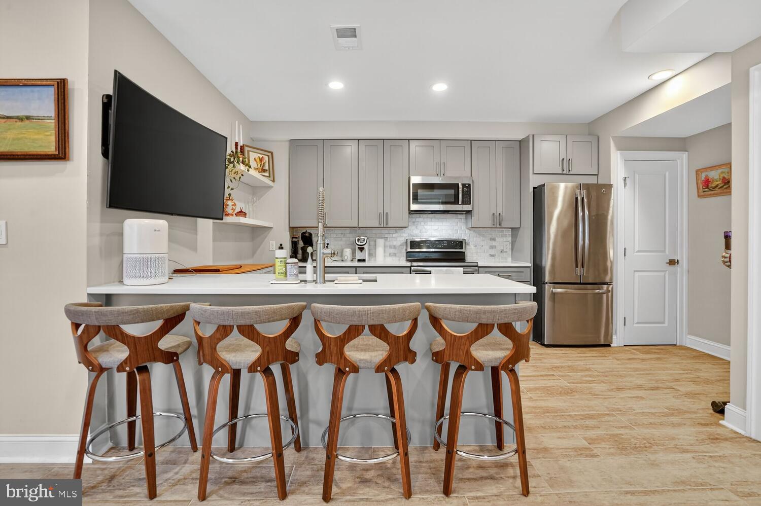 1014 10TH STREET NE 1