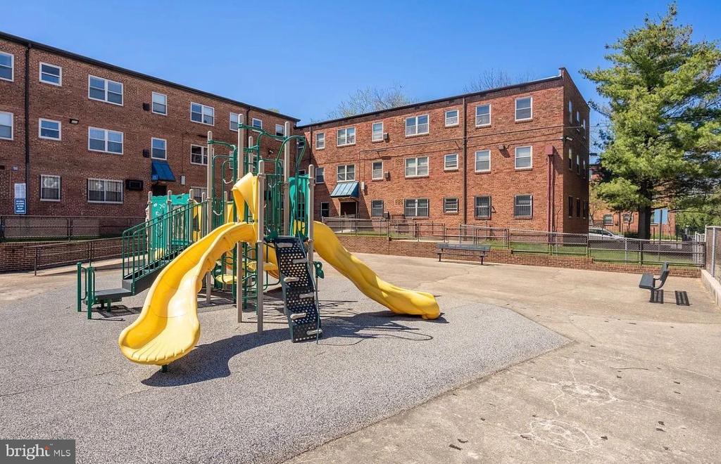 2655 BIRNEY PLACE SE 101