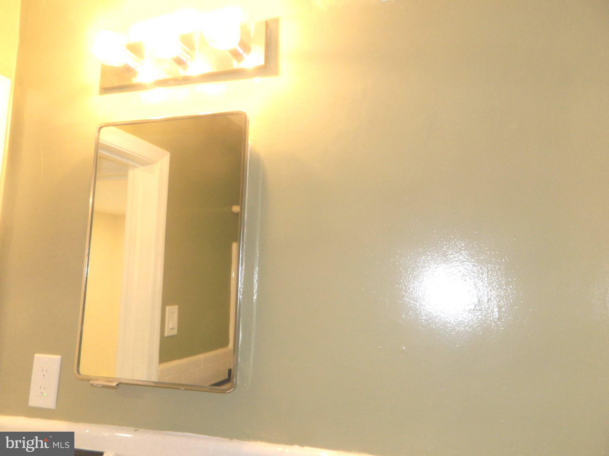 513 12TH STREET NE 9