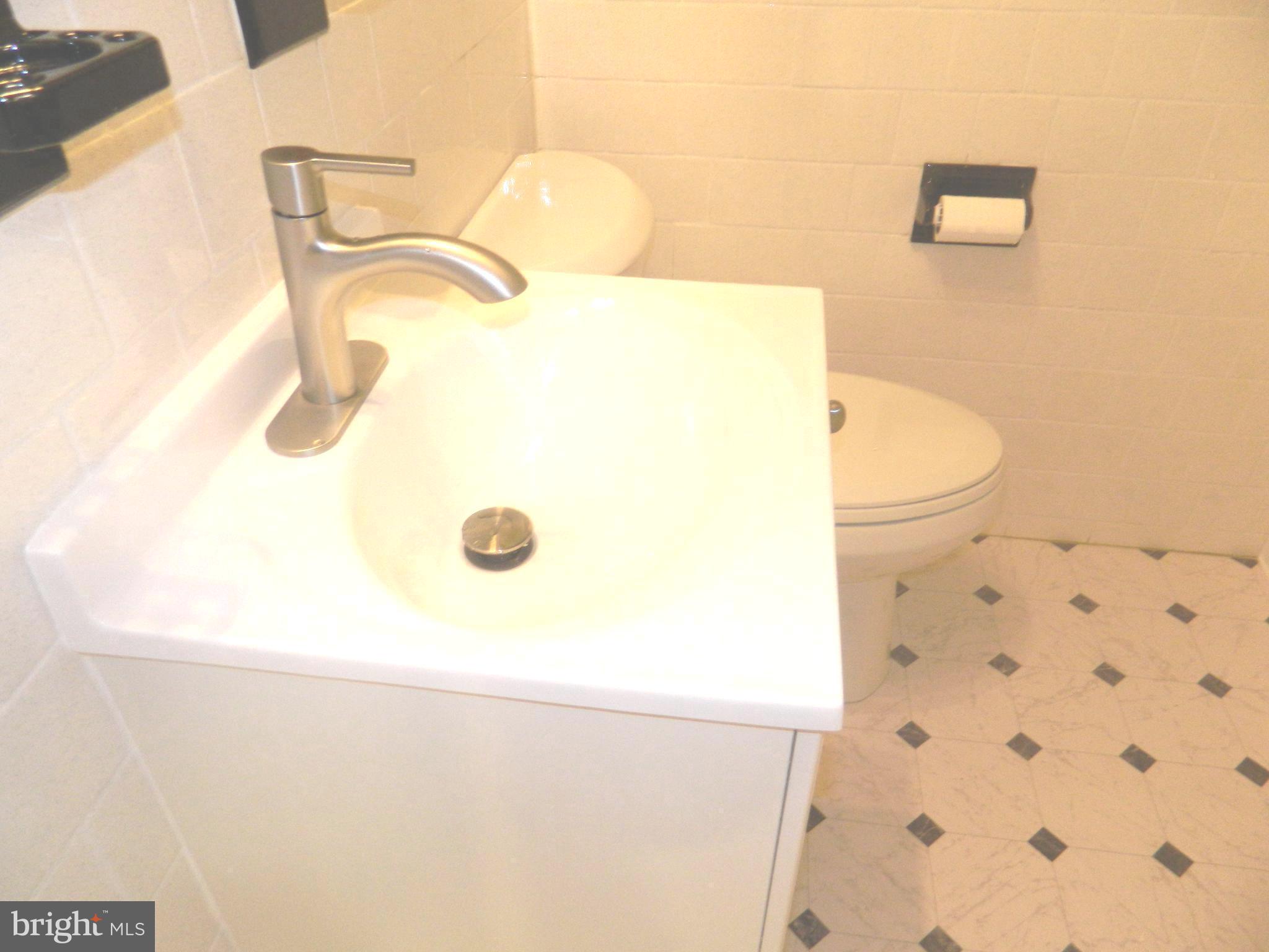 513 12TH STREET NE 9