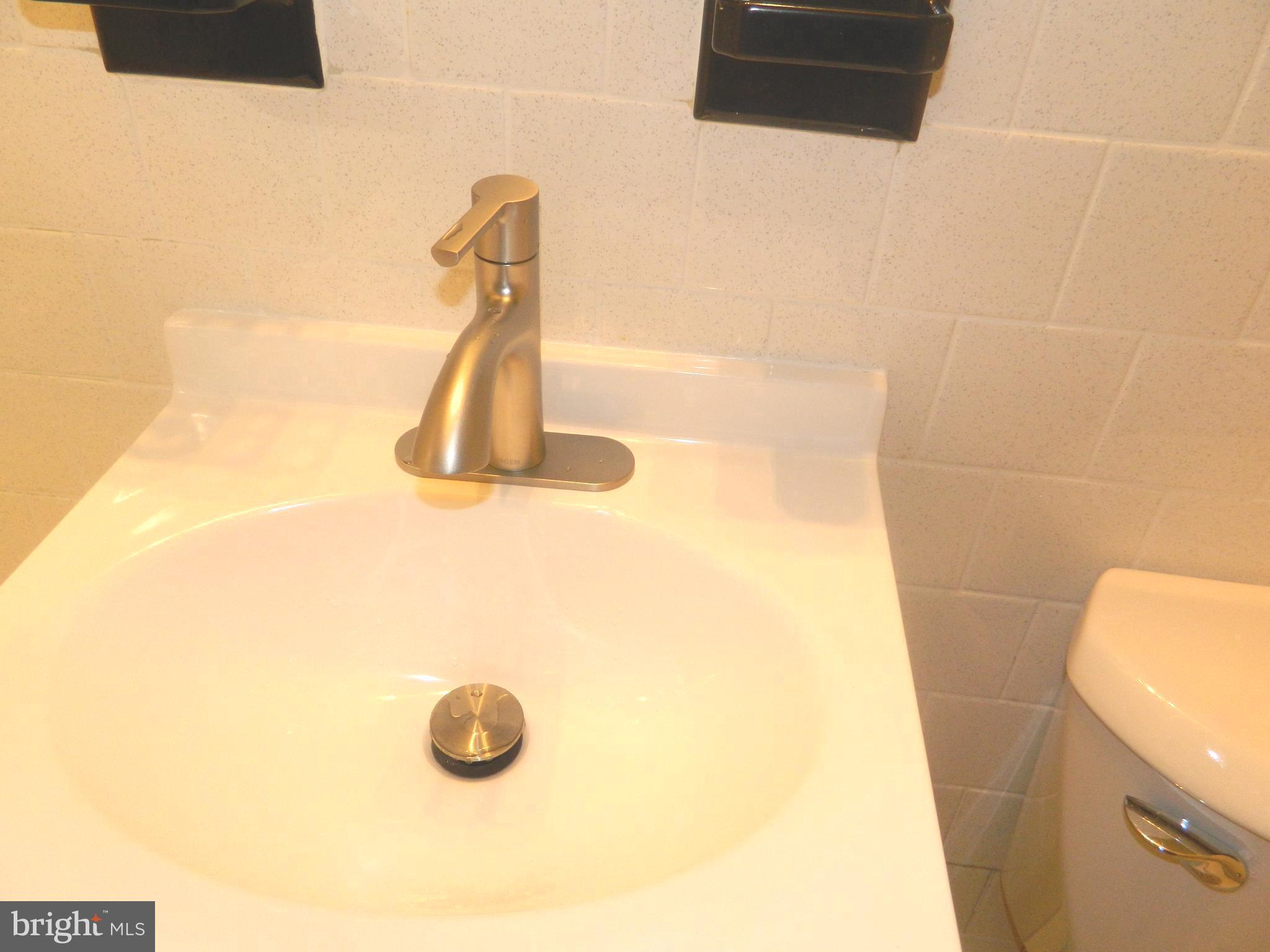 513 12TH STREET NE 9