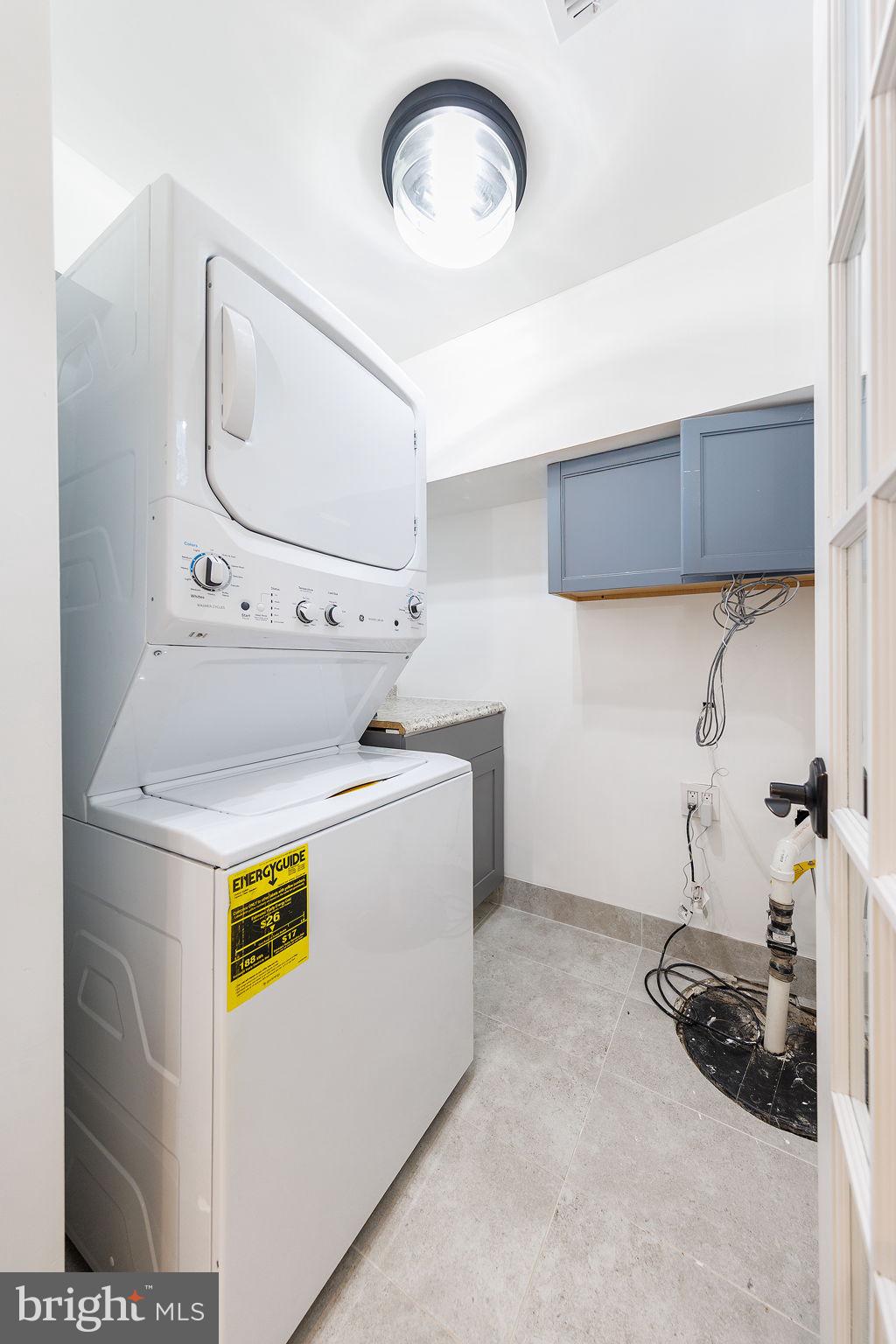 2806 FRANKLIN STREET NE