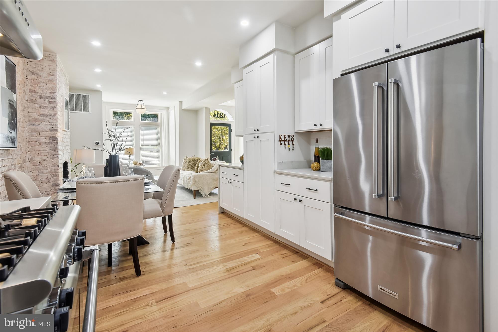 1214 EAST CAPITOL STREET NE