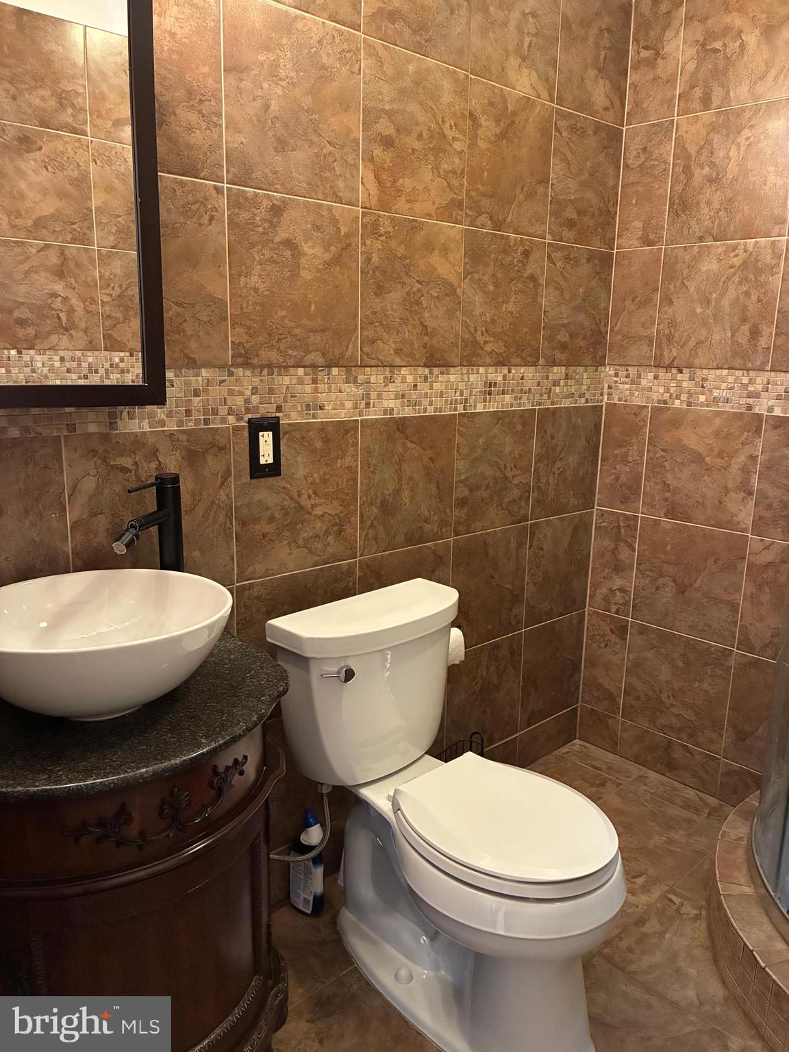 717 KEARNY STREET NE