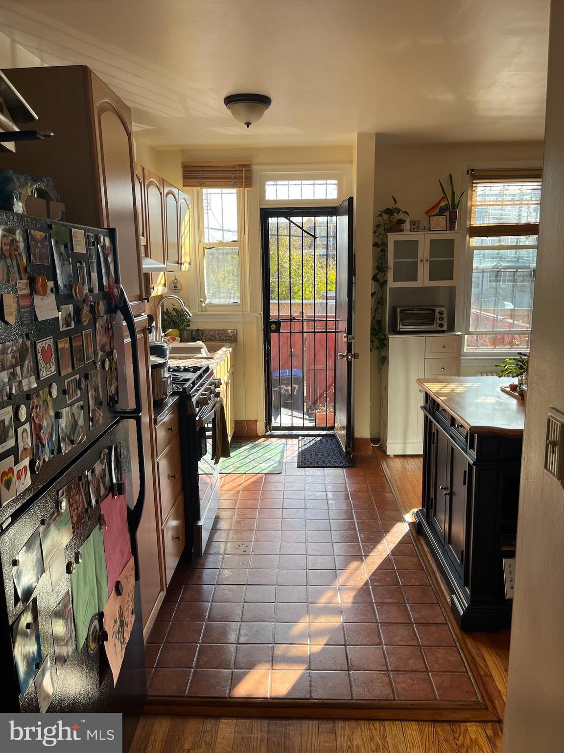 717 KEARNY STREET NE