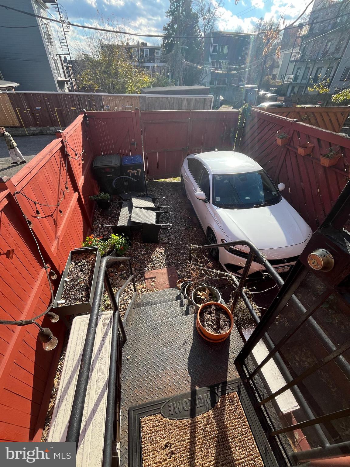 717 KEARNY STREET NE