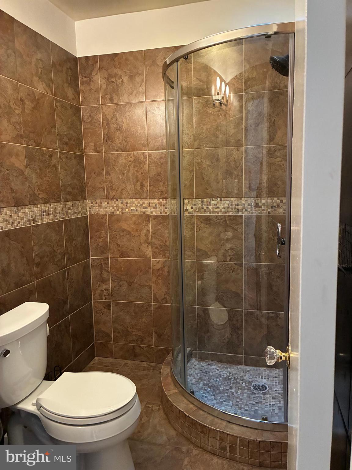 717 KEARNY STREET NE