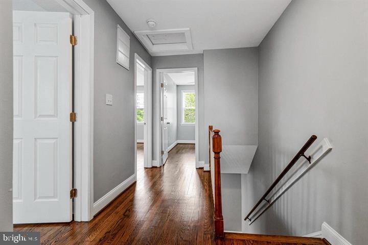 19 ATLANTIC STREET SE