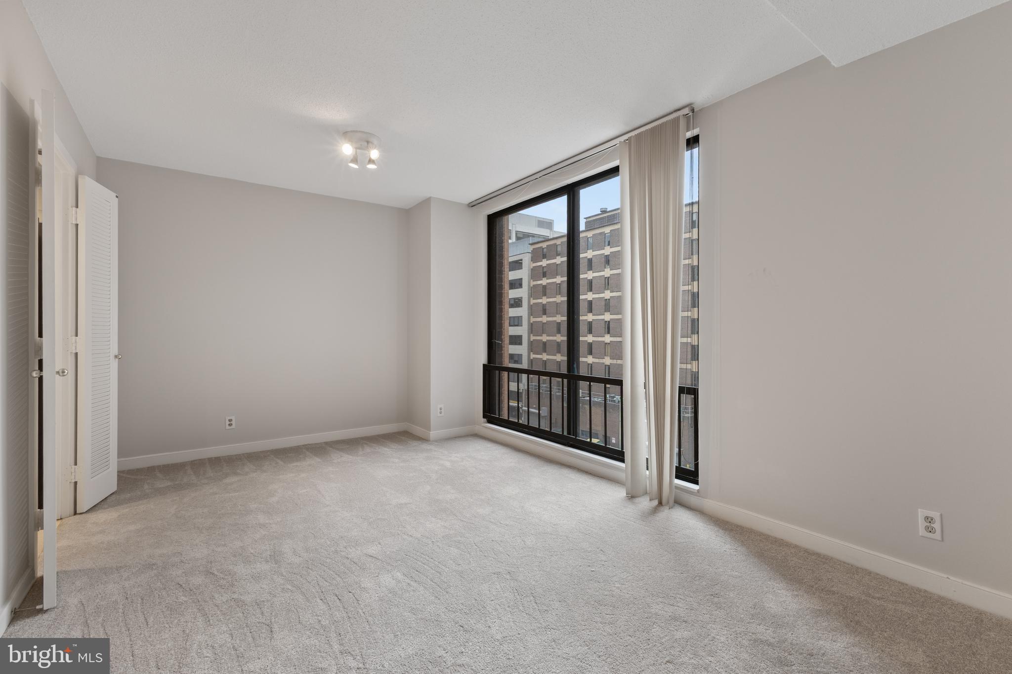 1099 22ND STREET NW 601