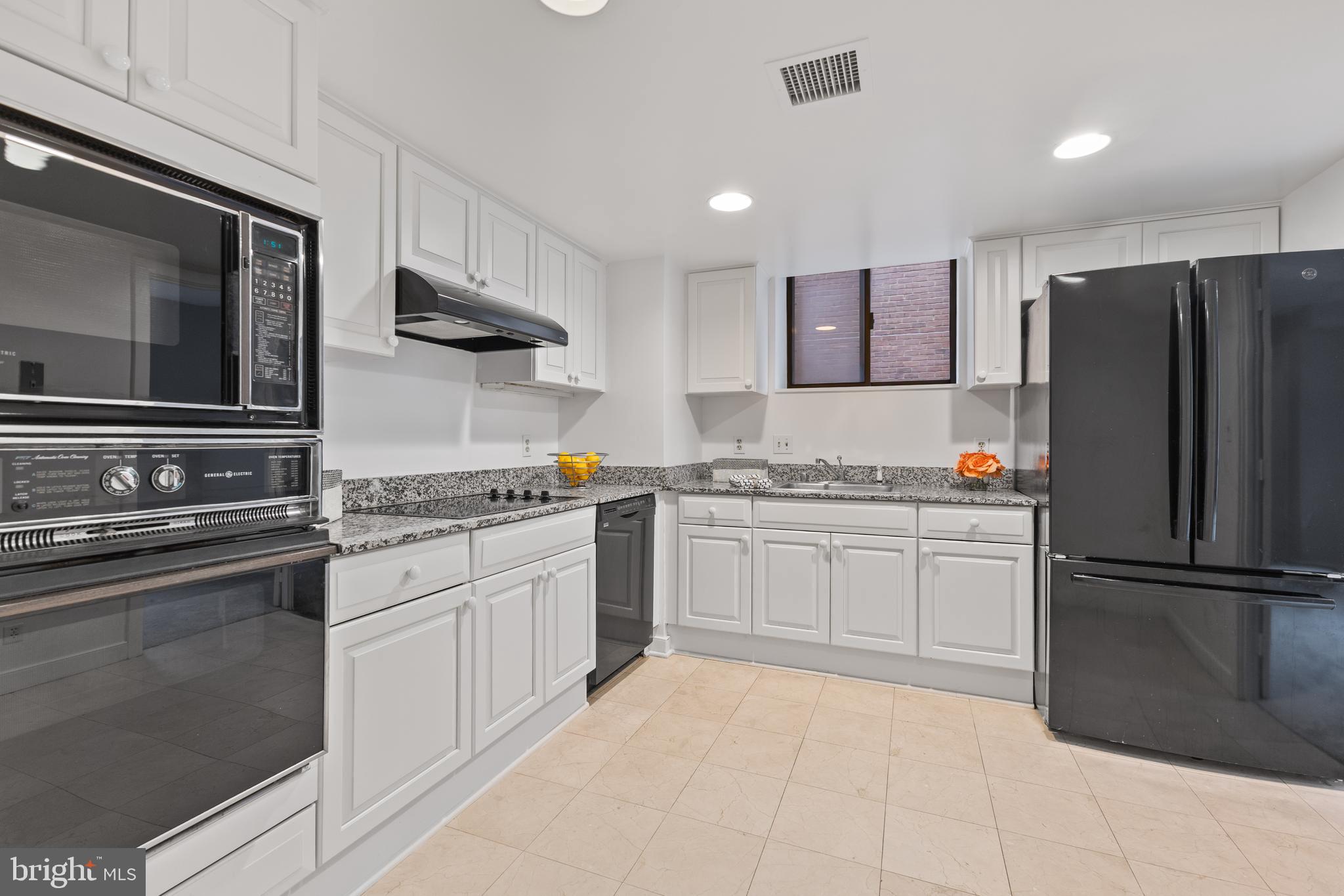 1099 22ND STREET NW 601